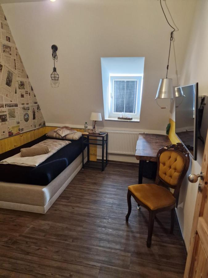 Victory Guesthouse - Handwerker Pension Bielefeld Kültér fotó