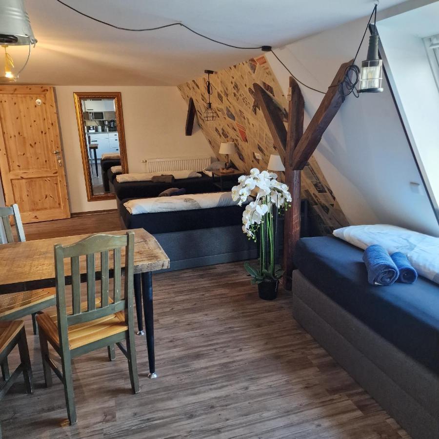 Victory Guesthouse - Handwerker Pension Bielefeld Kültér fotó