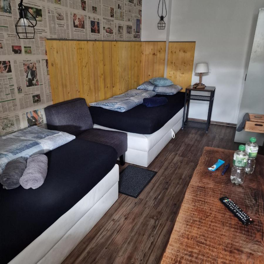 Victory Guesthouse - Handwerker Pension Bielefeld Kültér fotó
