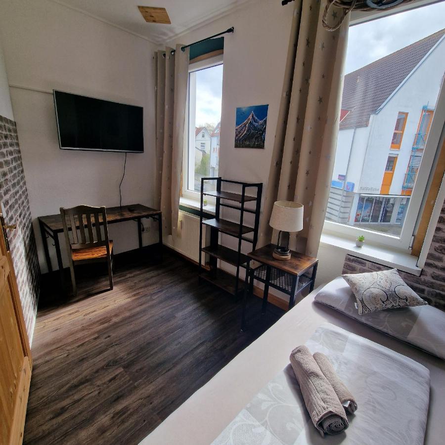 Victory Guesthouse - Handwerker Pension Bielefeld Kültér fotó