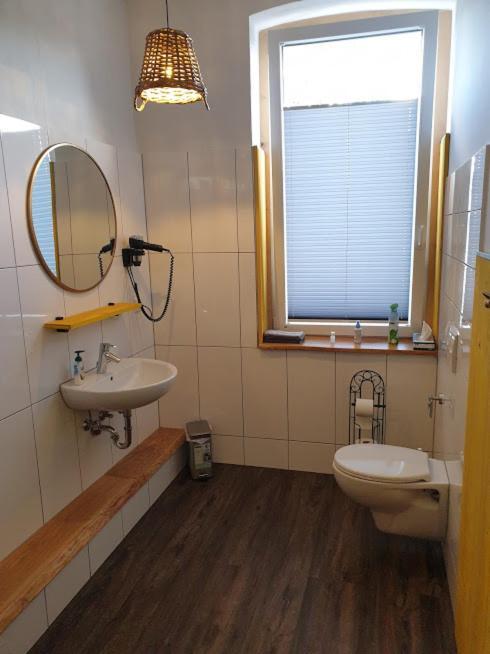 Victory Guesthouse - Handwerker Pension Bielefeld Kültér fotó